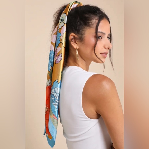 NWT Radiant Accent Golden Yellow Multi Floral Satin Square Scarf - Picture 2 of 6